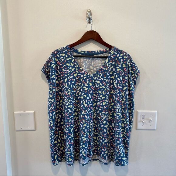 L.L. Bean Women's Beyond Soft V Neck Tee Short Sleeve Print green 3X - Picture 1 of 9